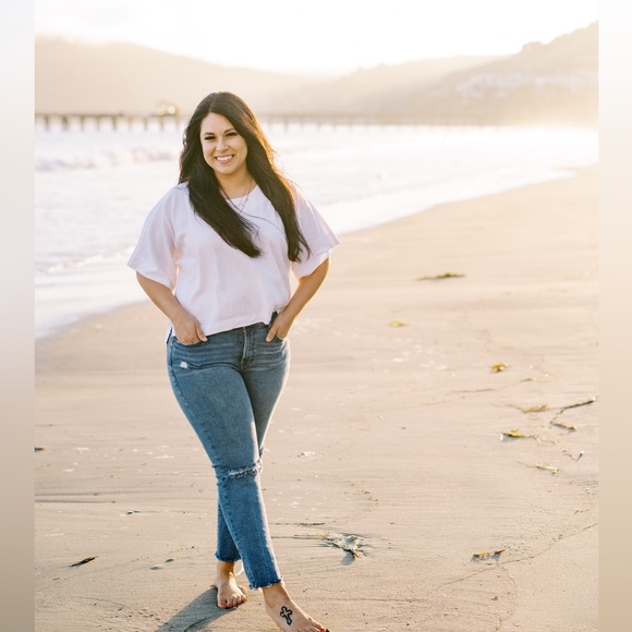 Meet your Posher, Ariel - Picture 1 of 1